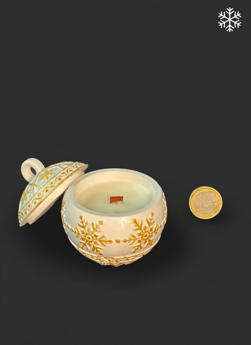 “Christmas Bauble” Candle in a Hand-crafted Plaster Holder